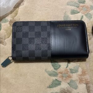 Black and Gray Checkered Wallet